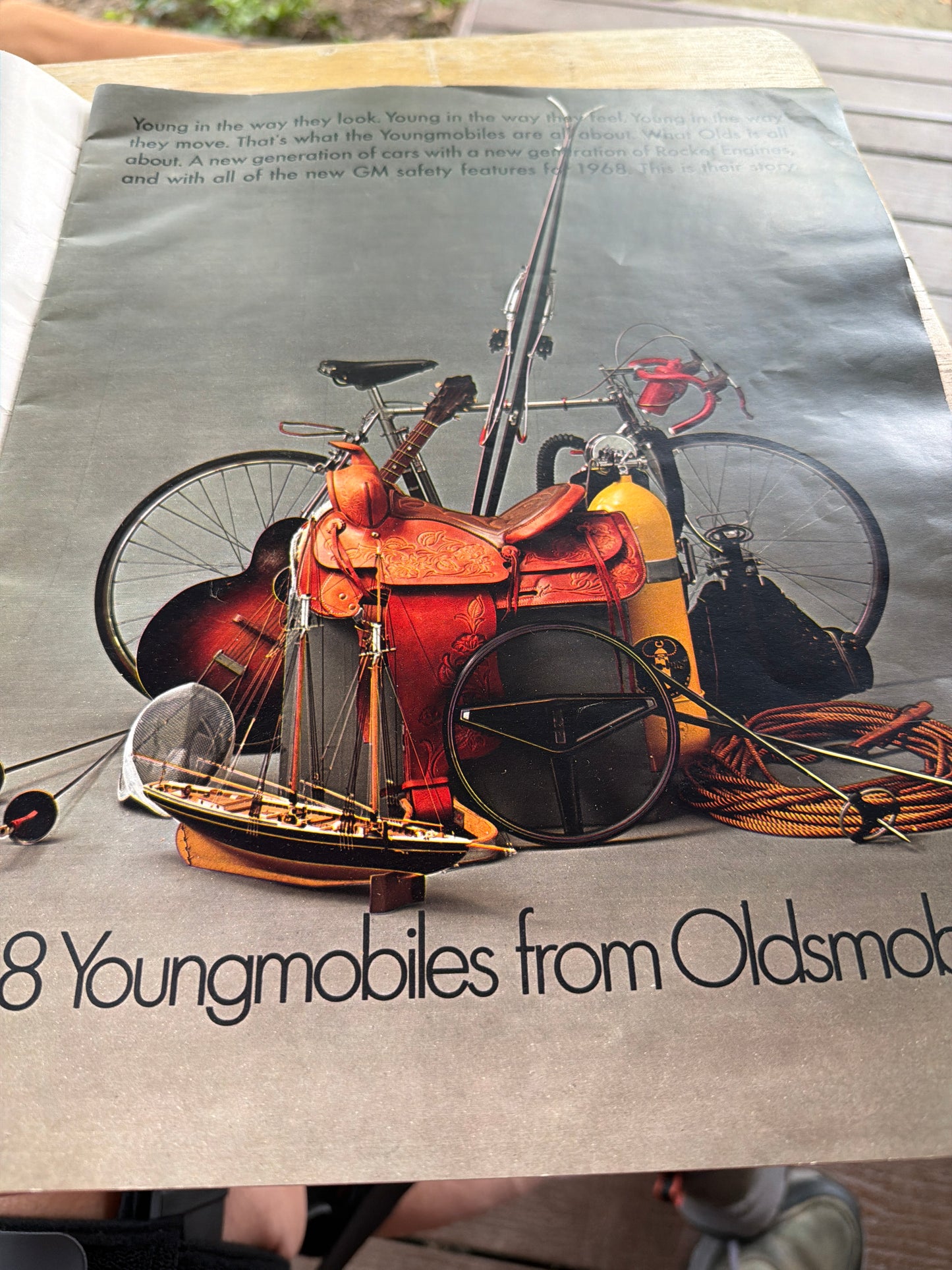 Vintage Oldsmobile 1968 full line Automobile brochure